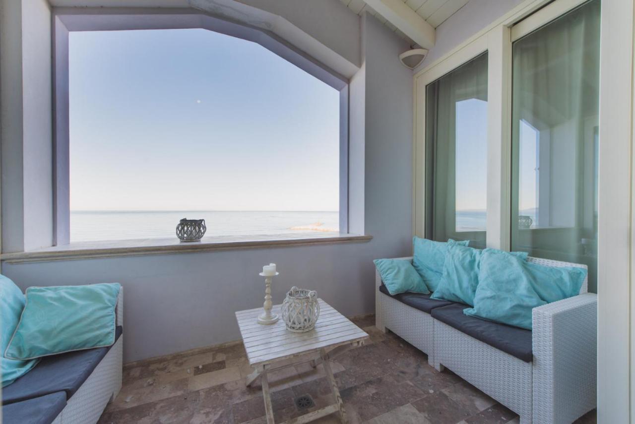 Villa Lilla Sulla Spiaggia Di San Vincenzo Luxury Exterior foto