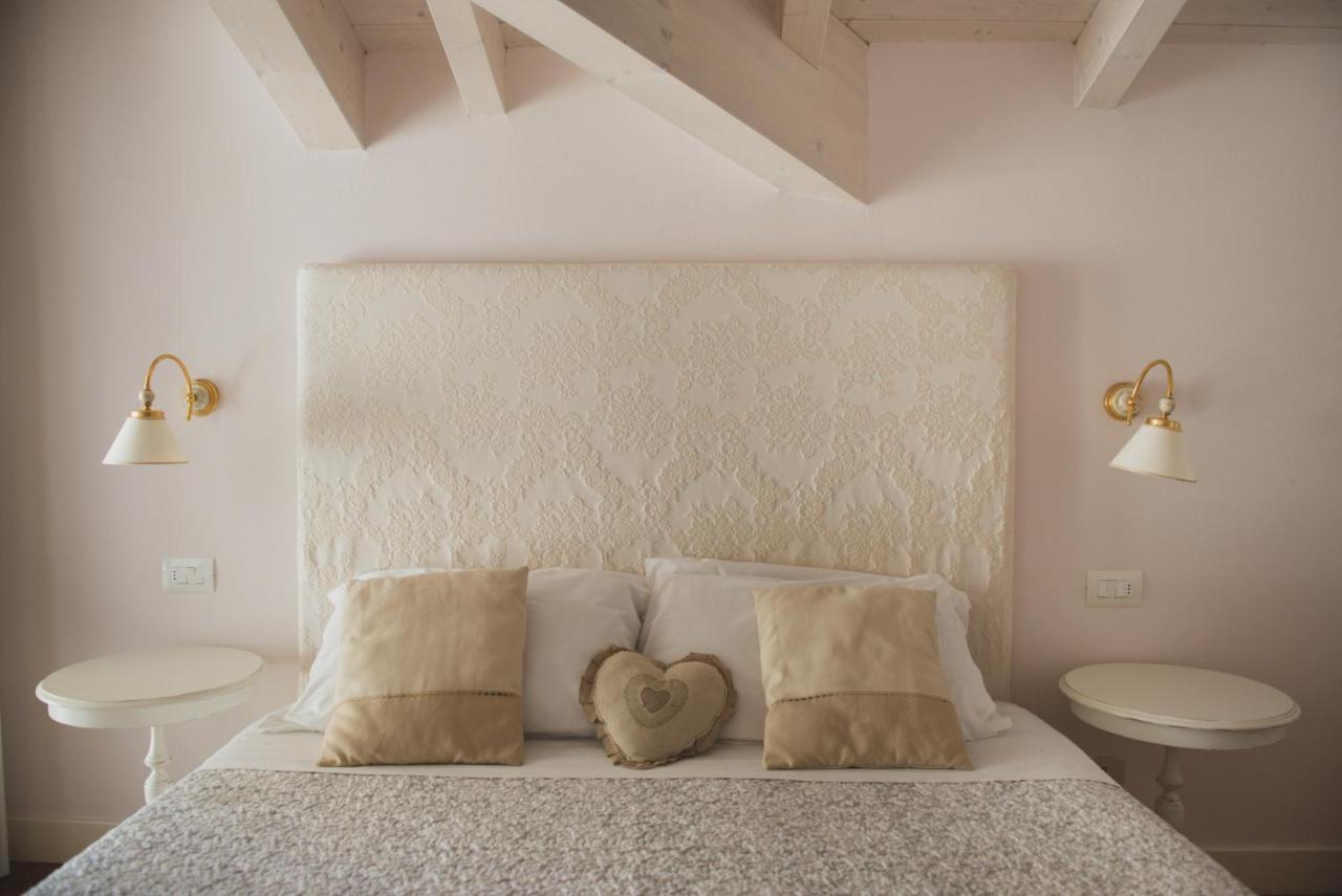 Villa Lilla Sulla Spiaggia Di San Vincenzo Luxury Exterior foto