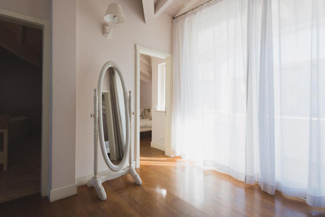 Villa Lilla Sulla Spiaggia Di San Vincenzo Luxury Exterior foto